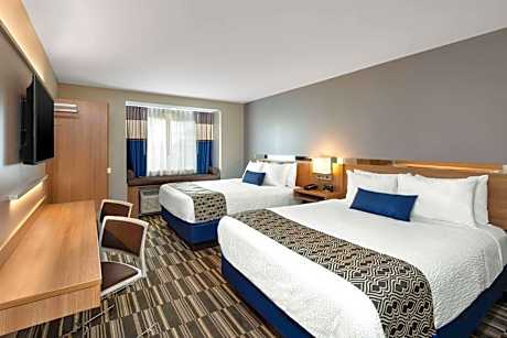 Queen Room with Two Queen Beds - Non-Smoking