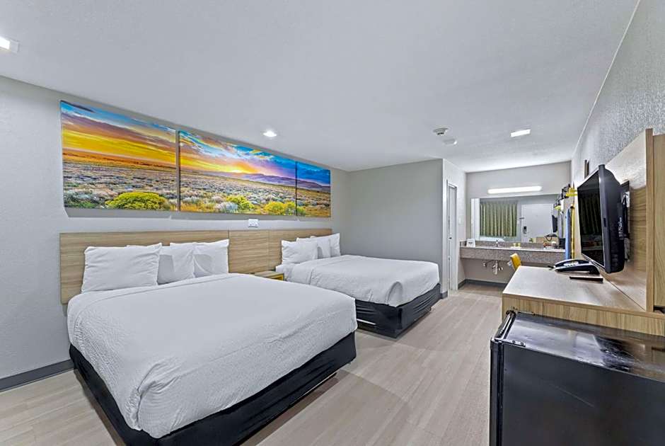 Days Inn by Wyndham McKinney