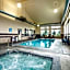 Comfort Inn & Suites McMinnville Wine Country