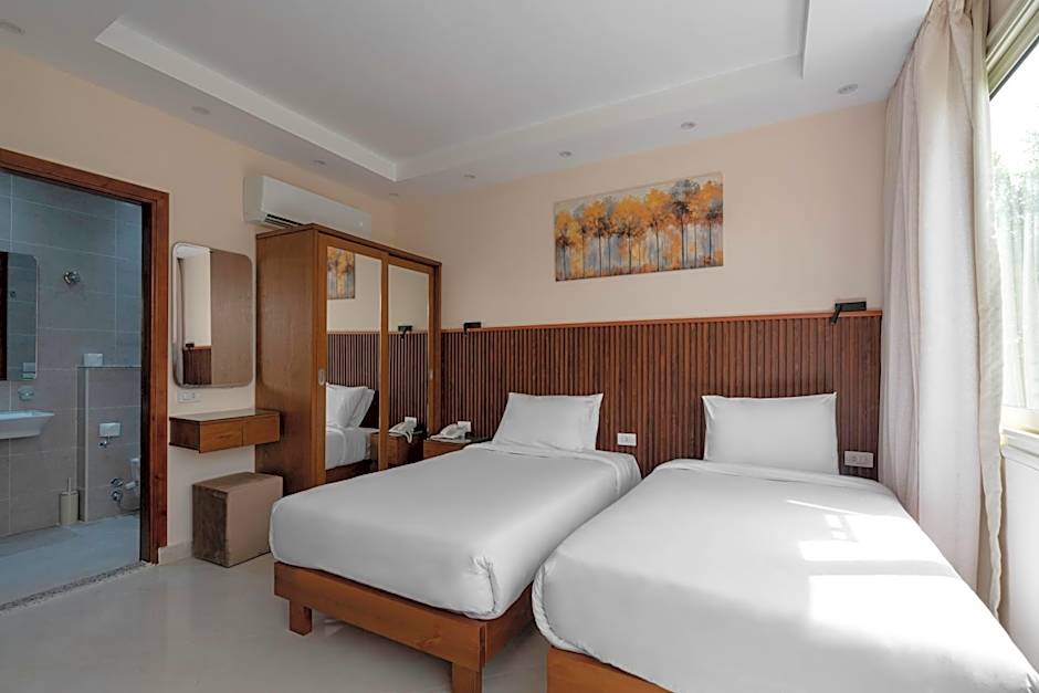 Dream Inn Pyramids View