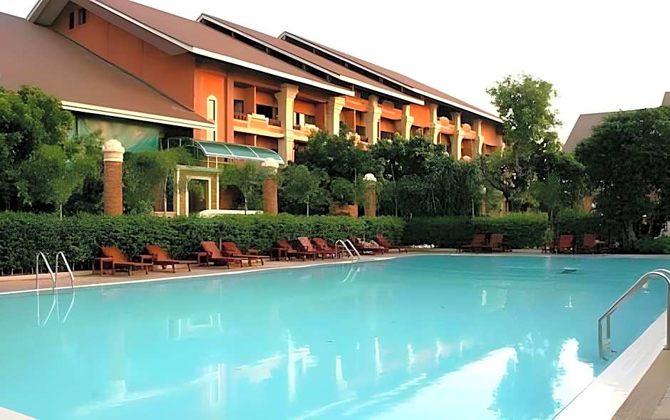 Fairtex Sports Club & Hotel