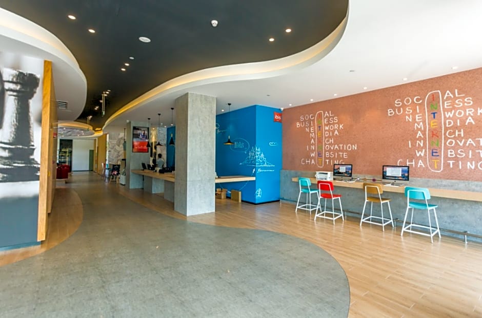 ibis Wenzhou University Hotel