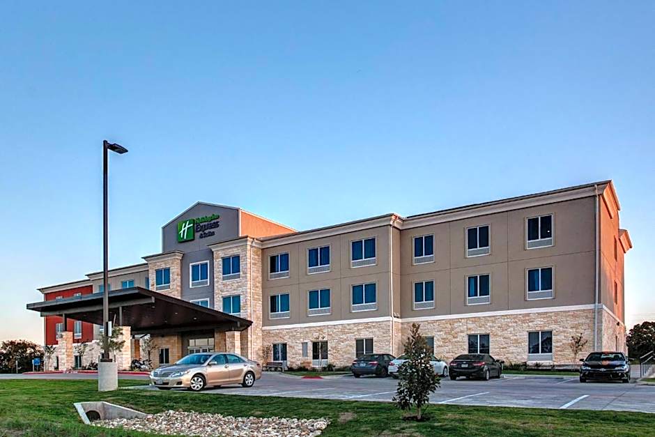 Holiday Inn Express & Suites Gatesville By IHG