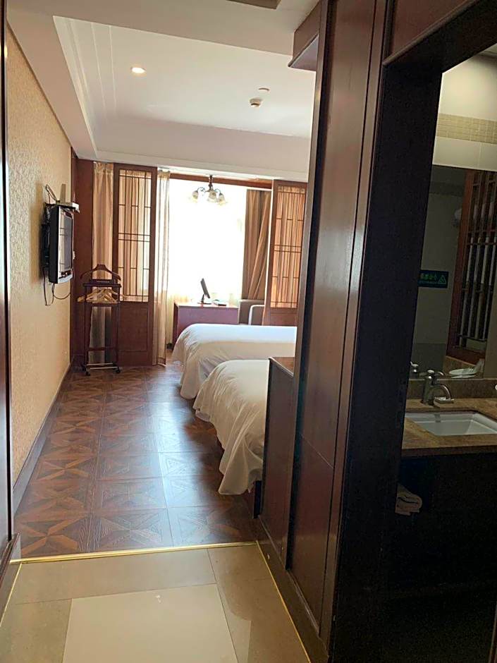 Linjiang International Cruise Hotel (Shanghai Youyi Road)