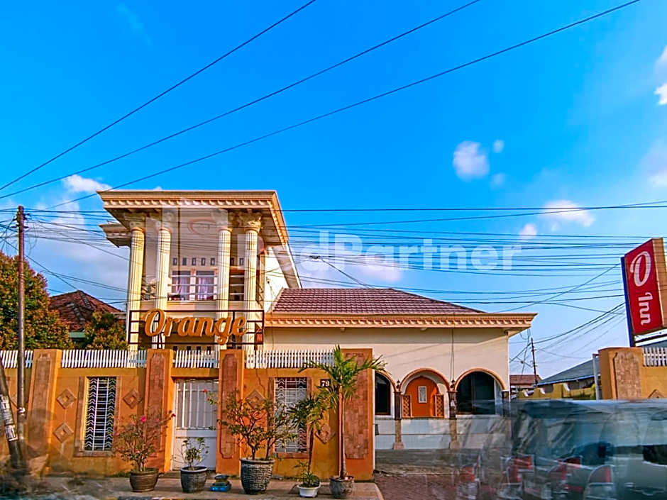 Orange inn RedPartner Madiun