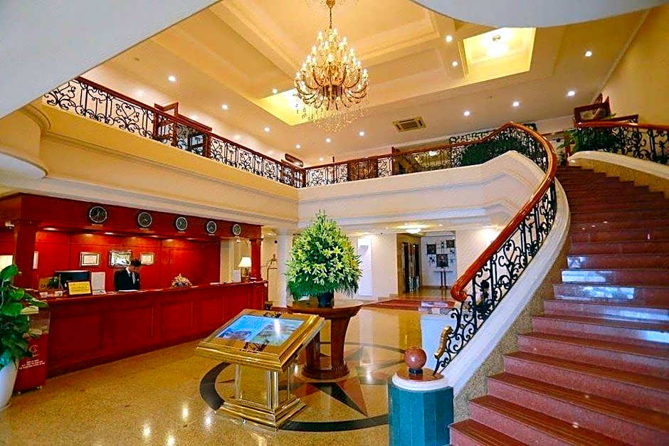 The Tray Hotel Hai Phong