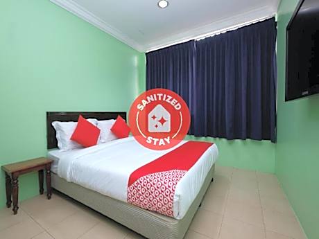 OYO 89759 Gold Jerantut Hotel