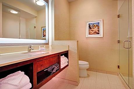 Suite, Multiple Beds (Hearing Accessible) (2 Queen Beds and 1 Double Sofa Bed)