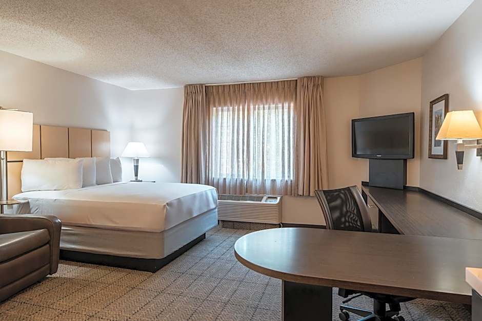 Sonesta Simply Suites Dallas Richardson