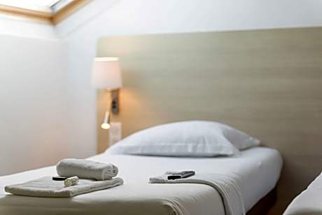 Economy Twin Room
