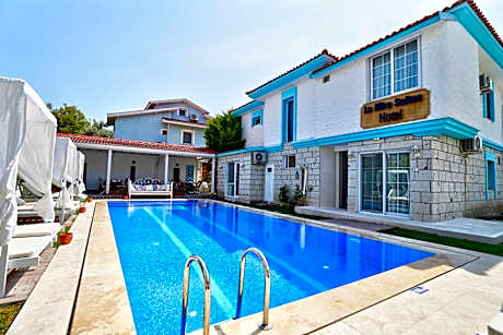 La Mira Suites Otel Alacati