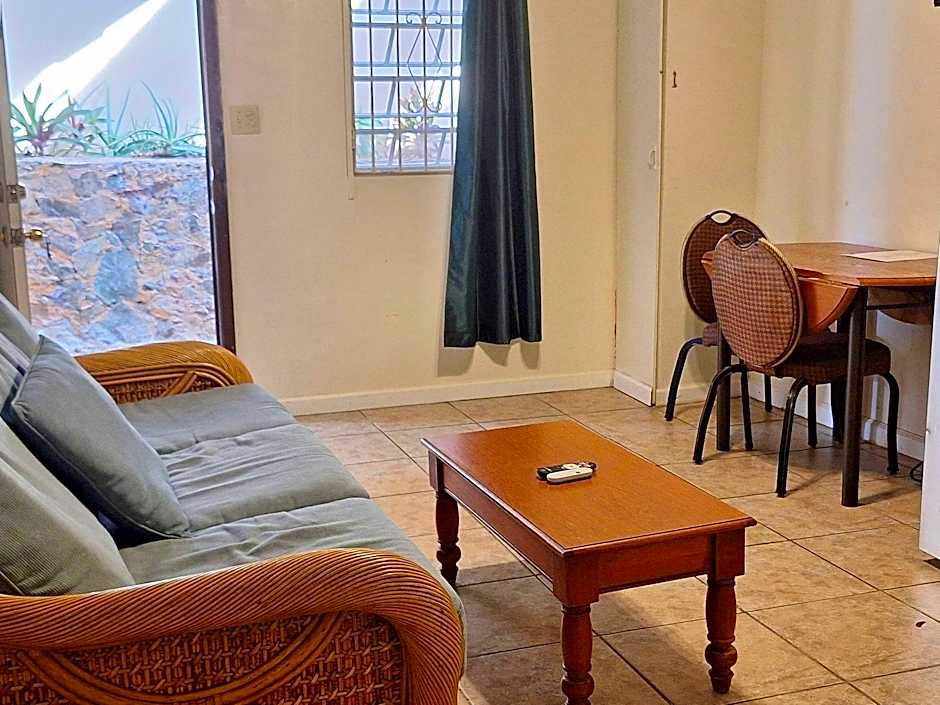 Sunset Gardens Guesthouse