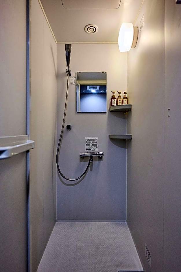 Hotel Plus Hostel TOKYO AKIHABARA