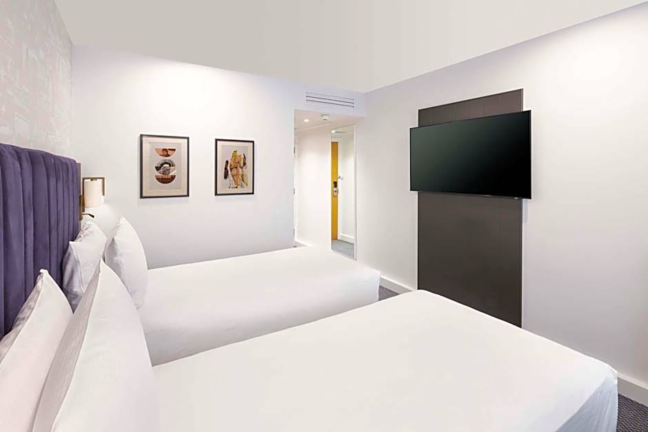 DoubleTree By Hilton Manchester Piccadilly Place