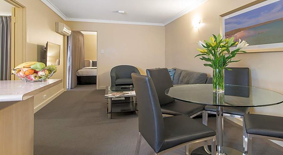 The Peninsula Riverside Serviced Apartments