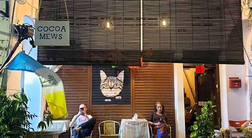 Cocoa Mews Cafe & Home