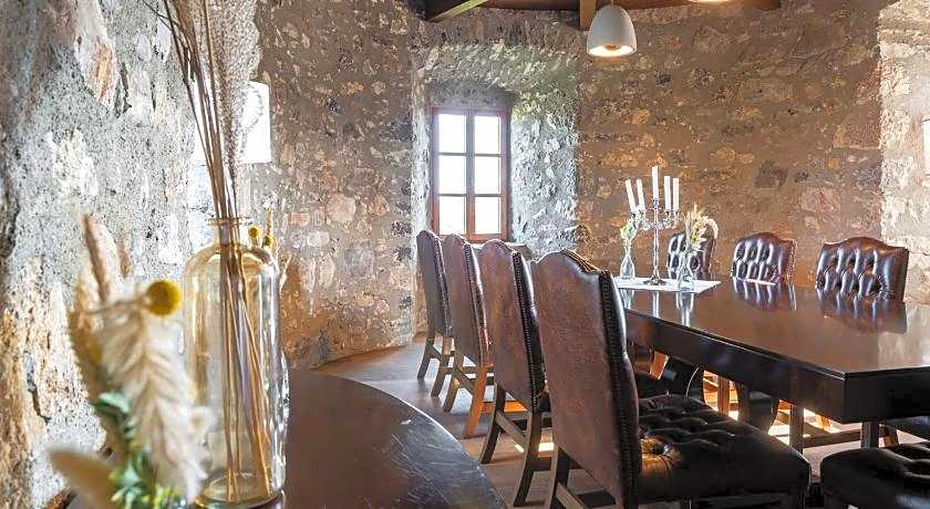 Vinica Castle