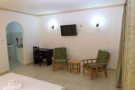 Studio with Twin beds and balcony