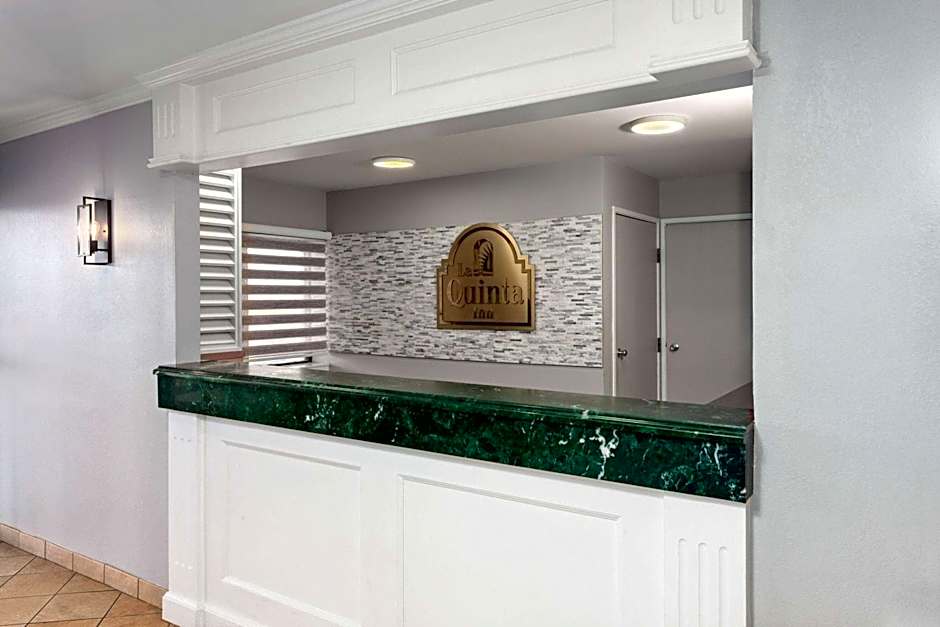 La Quinta Inn & Suites by Wyndham Cleveland Independence