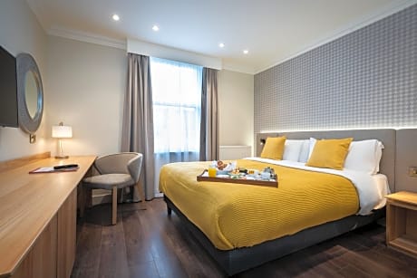 Classic Twin Room
