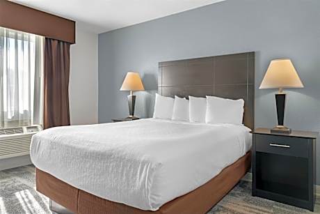 Queen Room with Bath Tub - Disability/Non-Smoking