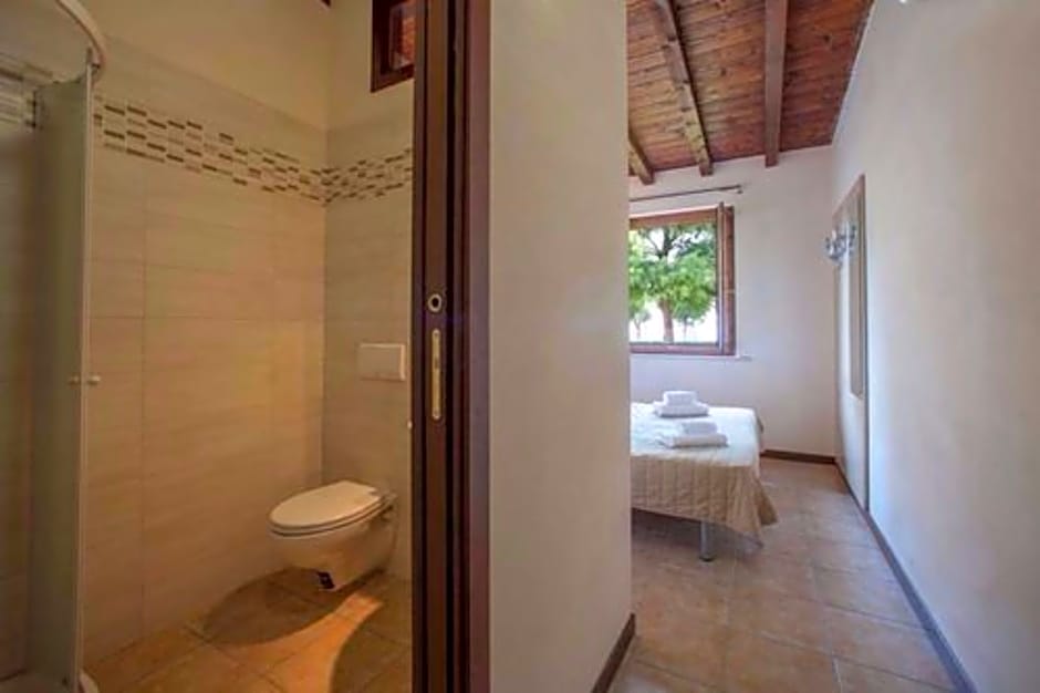 The Garda Village - Near Spiaggia Brema