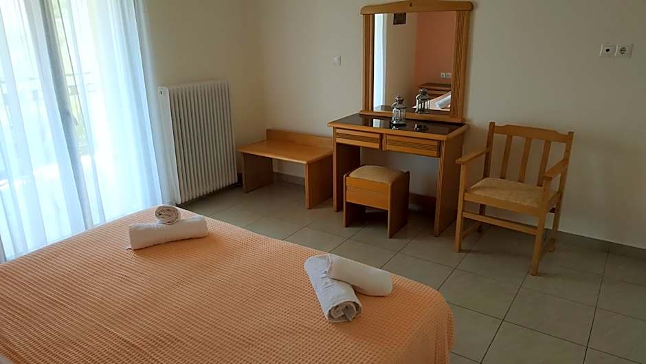 Photo 1 of 16 of 1 Bedroom Apartment