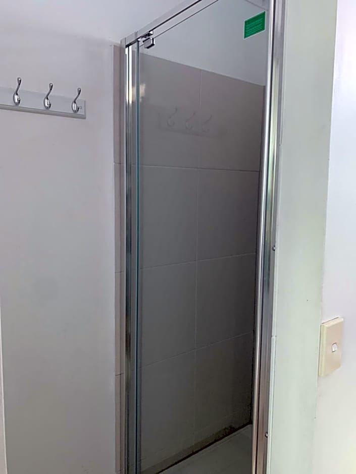 Beaconsfield Lodge Motel