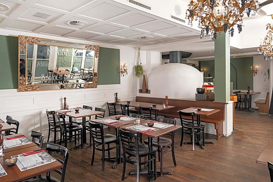 Boutique Hotel Weisses Kreuz - Adult only Hotel