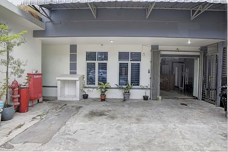 Hotel O Finest House Near Amplas Bus Terminal