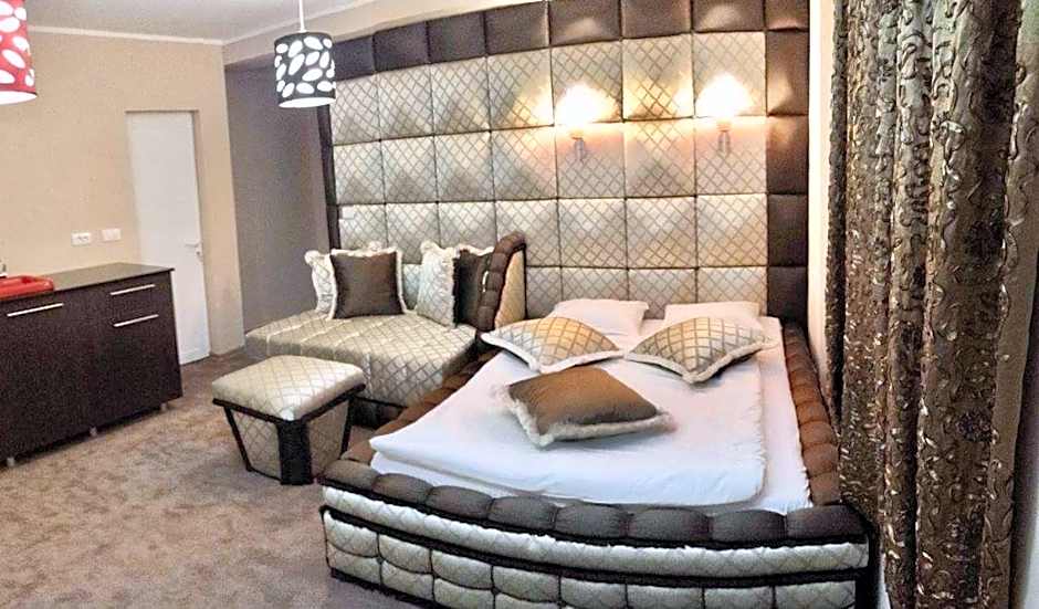 Bali Colosseum Hotel