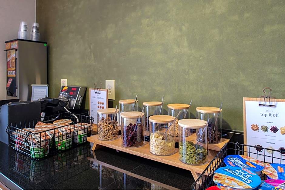 Fairfield Inn & Suites by Marriott Dayton Troy