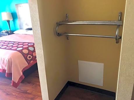 King Room - Disability Access