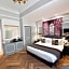 Le Bristol Hotel