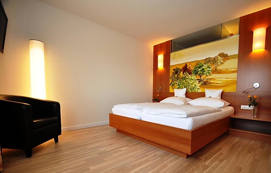 Hotel-Restaurant Teuschler-Mogg Bad Waltersdorf inklusiv Genusscard