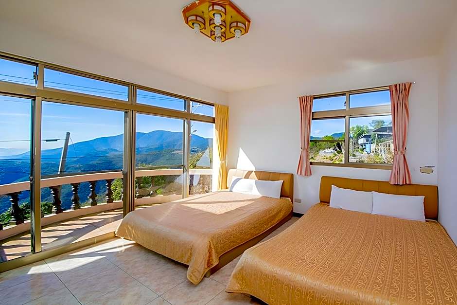 Zusin Shin Garden Hotel