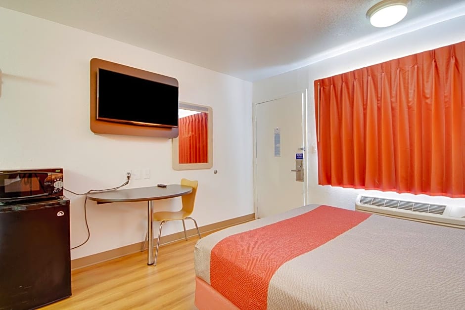 Avera Suites