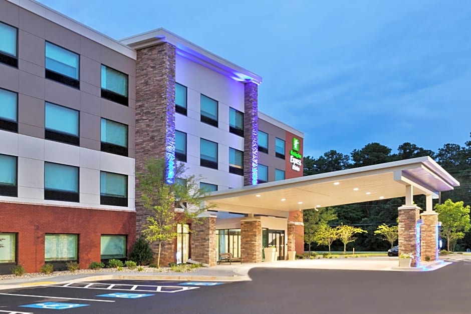 Holiday Inn Express Fayetteville