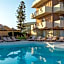 Hotel Haris on the beach