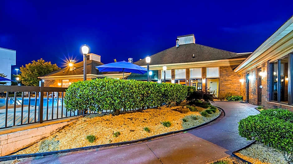 Quality Inn & Suites Fayetteville I-95