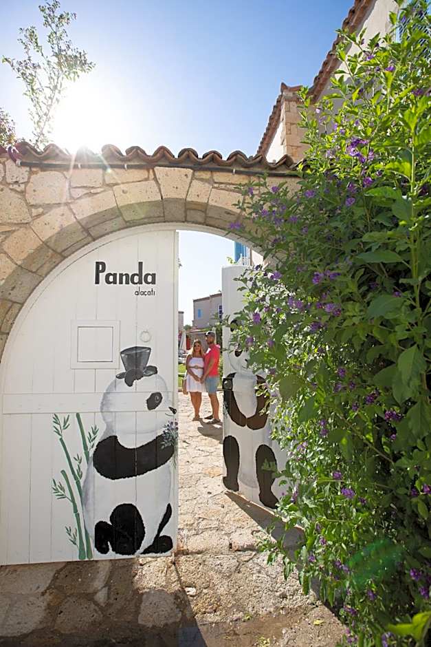 Panda Alacati Hotel