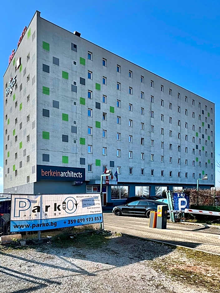 Apartments Sofia Airport free shuttle and parking