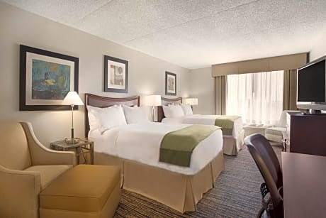 Standard Queen Room with Two Queen Beds