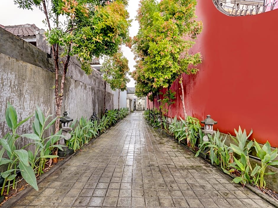 OYO 90131 Liberty Guest House