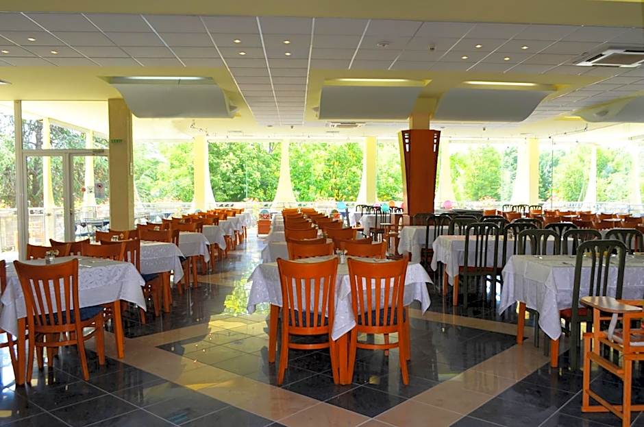 Hotel Laguna Garden