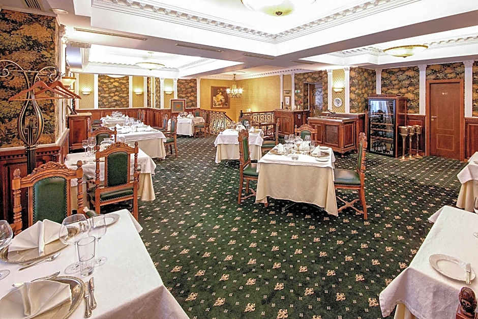 Grand Hotel London