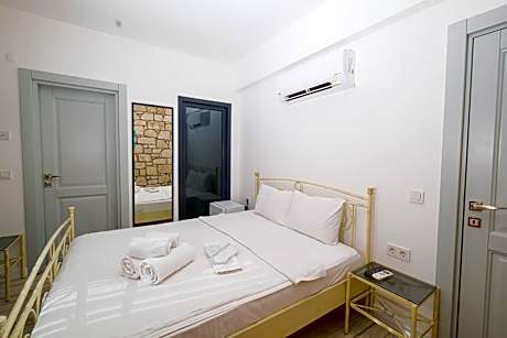 King Room with Pool View