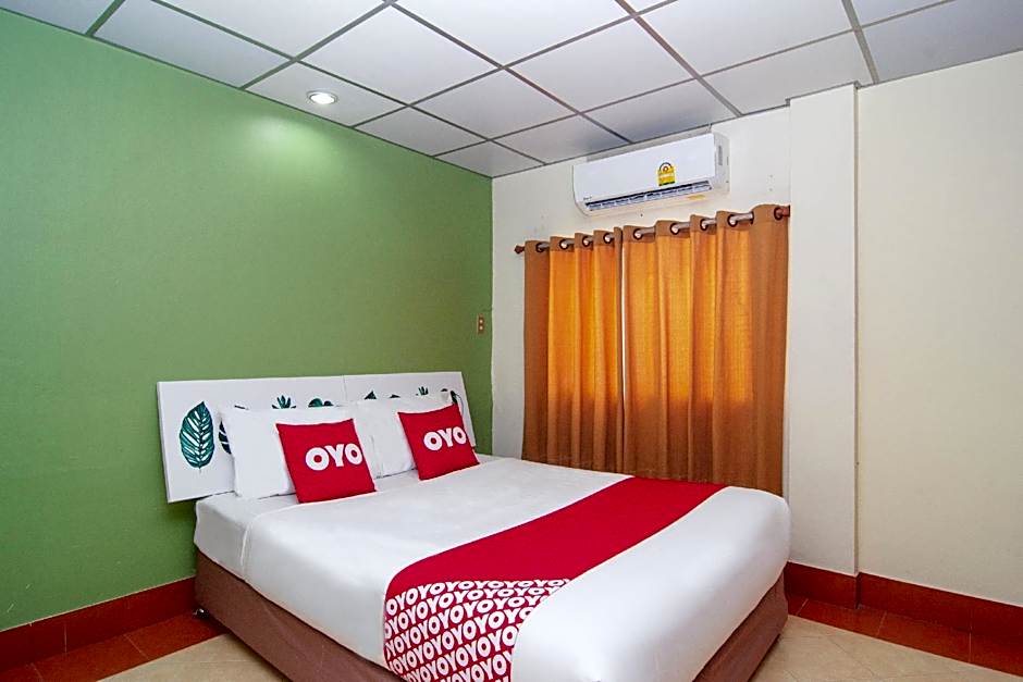 OYO 534 Phasuk Hotel