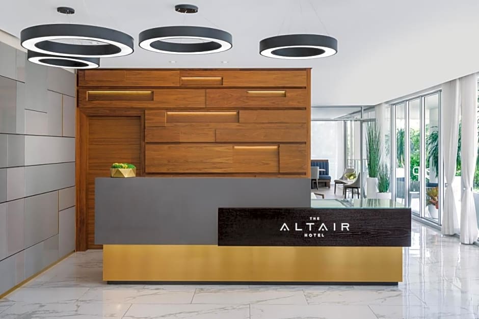 Altair Bay Harbor Hotel