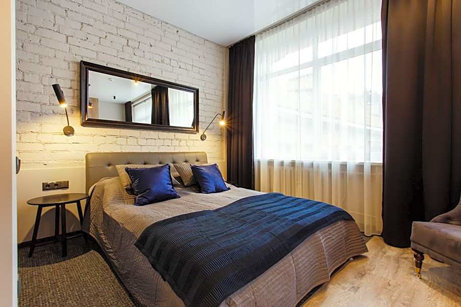Old Town Trio Apartments
